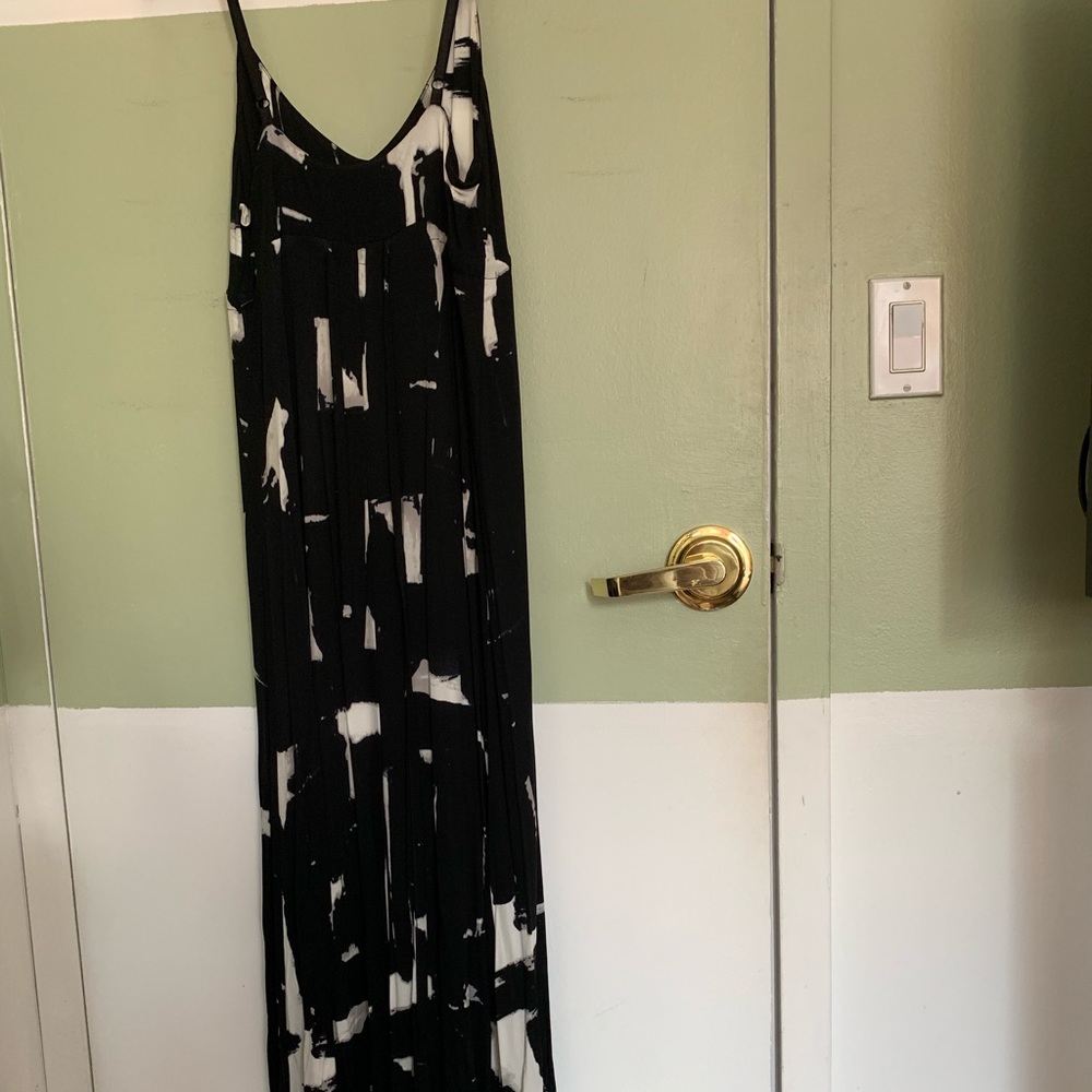 B/W Tracy Reese Signature Coltrane Maxi Dress